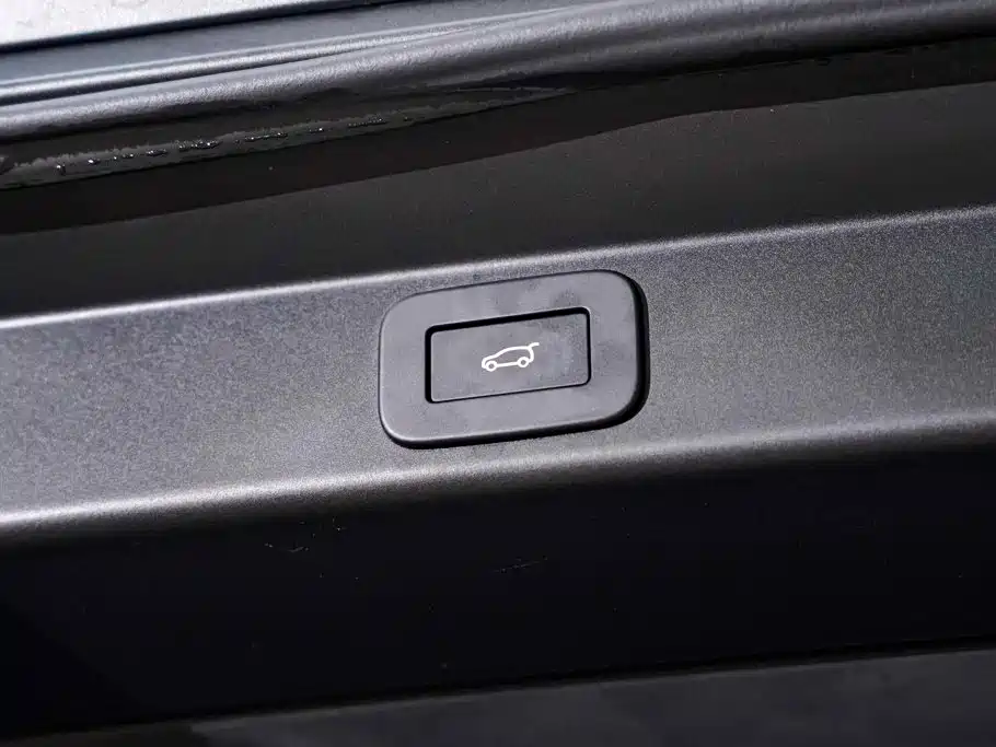 Land Rover Range Rover Sport 2024 — фото 35