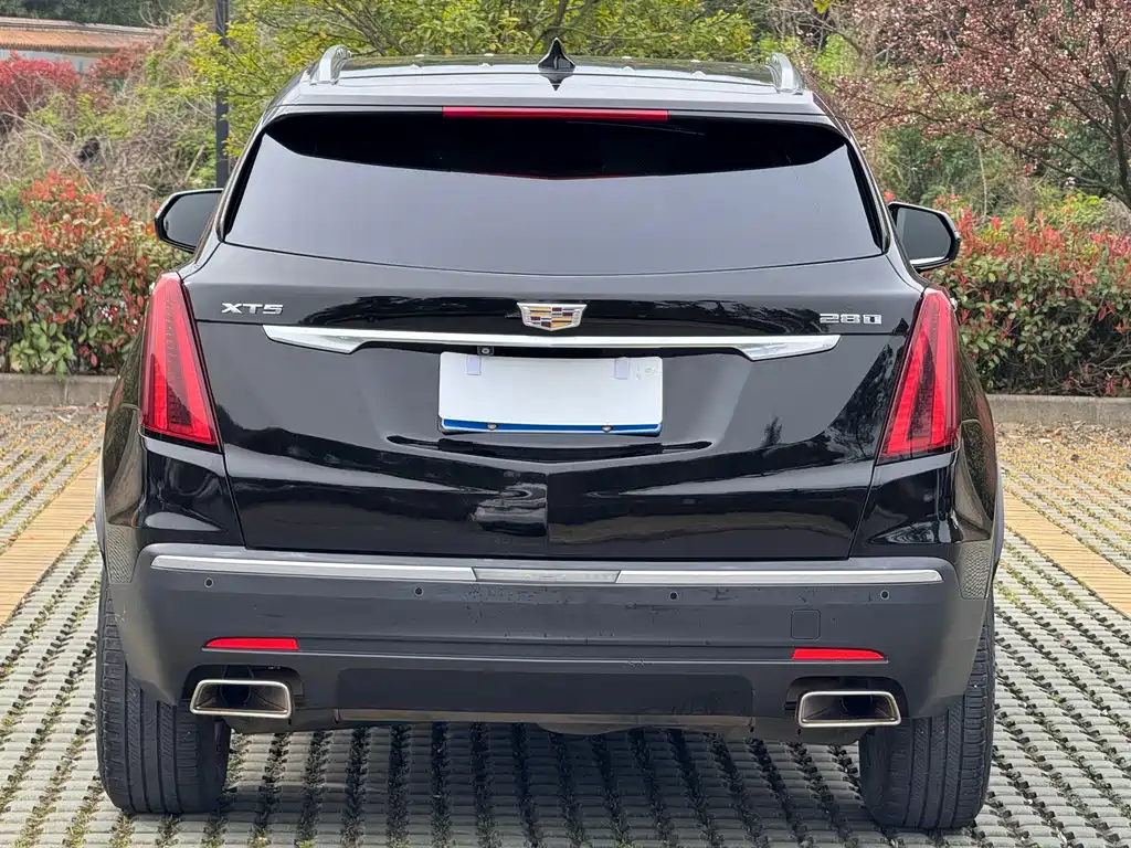 Cadillac XT5 2019 — фото 13