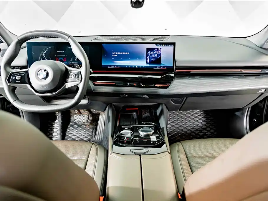 BMW 5 Series 2024 — фото 12