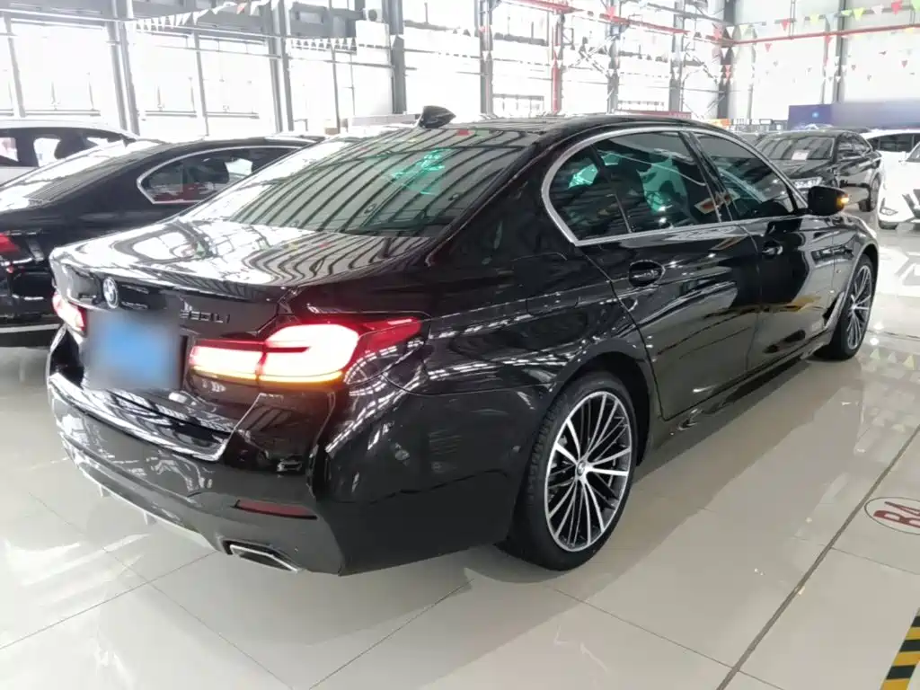 BMW 5 Series 2021