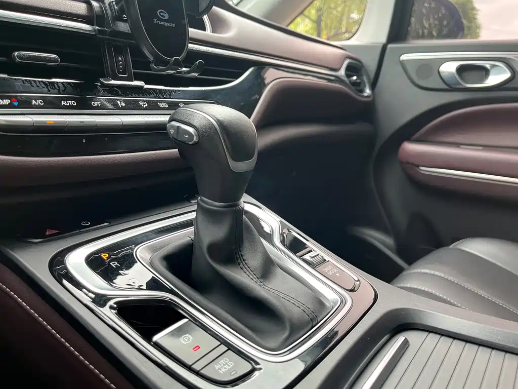 GAC Trumpchi M6 2021 — фото 13
