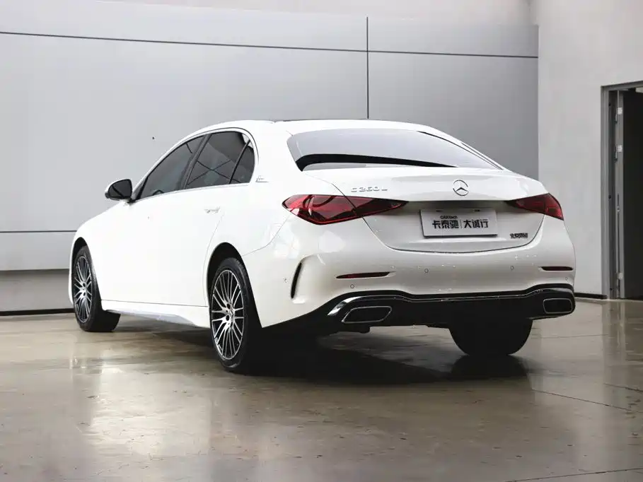 Mercedes-Benz C-Class 2025 — фото 31