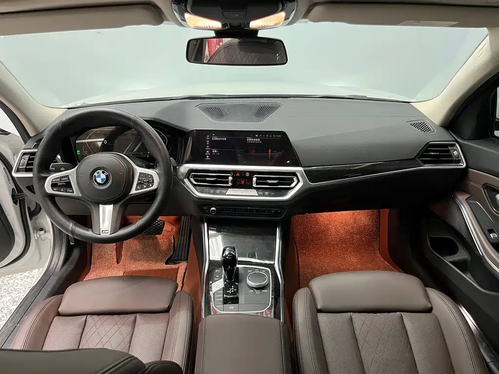 BMW 3 Series 2022 — фото 10