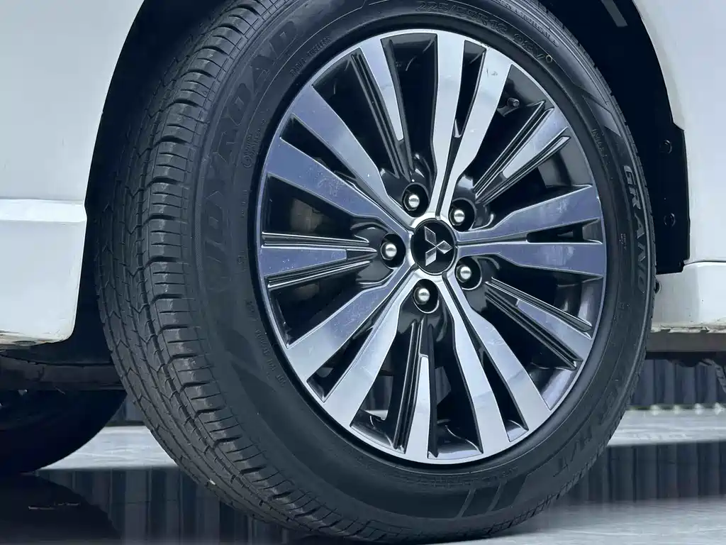 Mitsubishi Outlander 2022