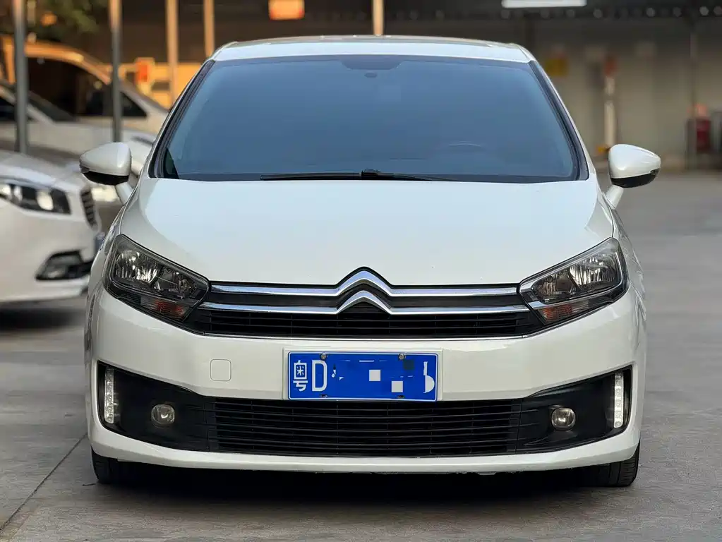 Citroen C4 2017 — фото 2