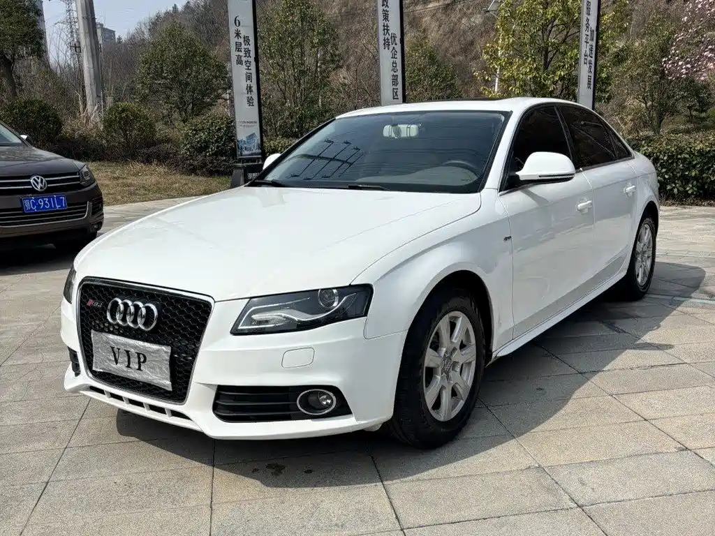 Audi A4L 2010