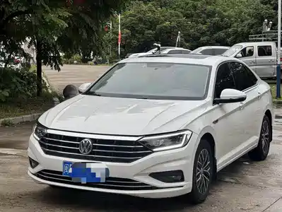 Volkswagen Sagitar 2020