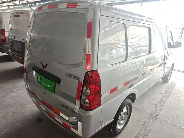 Wuling Rongguang 2021