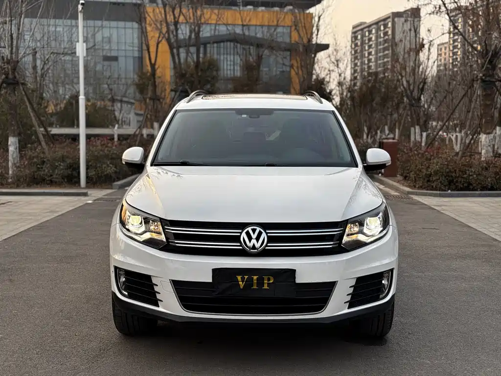Volkswagen Tiguan 2017 — фото 2