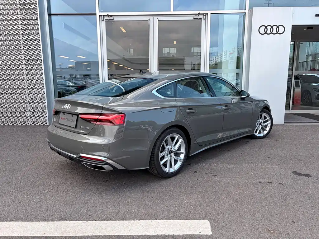 Audi A5 2024 — фото 4