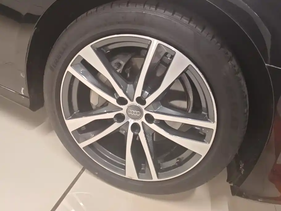 Audi A6L 2021