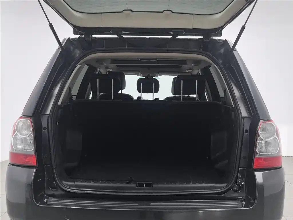 Land Rover Freelander 2 2012 — фото 16
