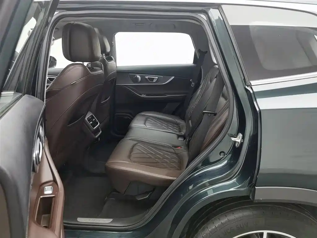 Chery Tiggo 8 PRO 2023 — фото 15