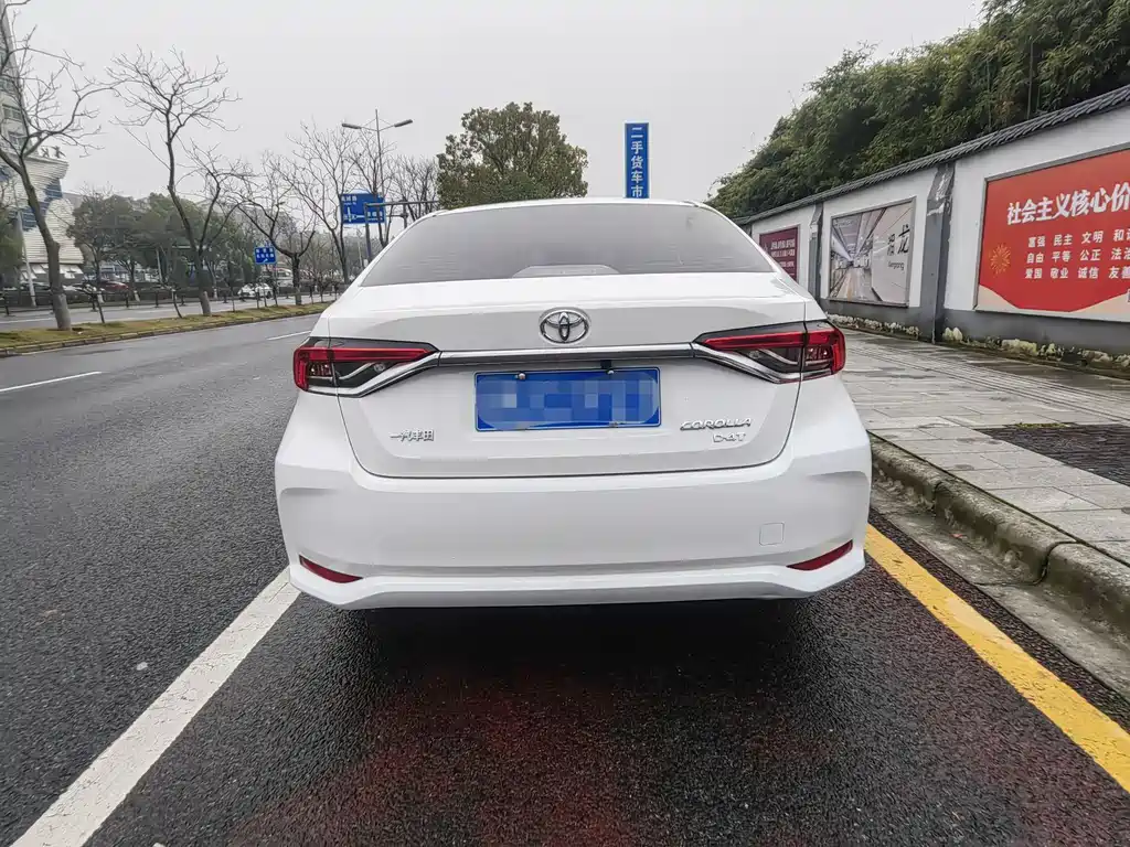 Toyota Corolla 2021 — фото 10