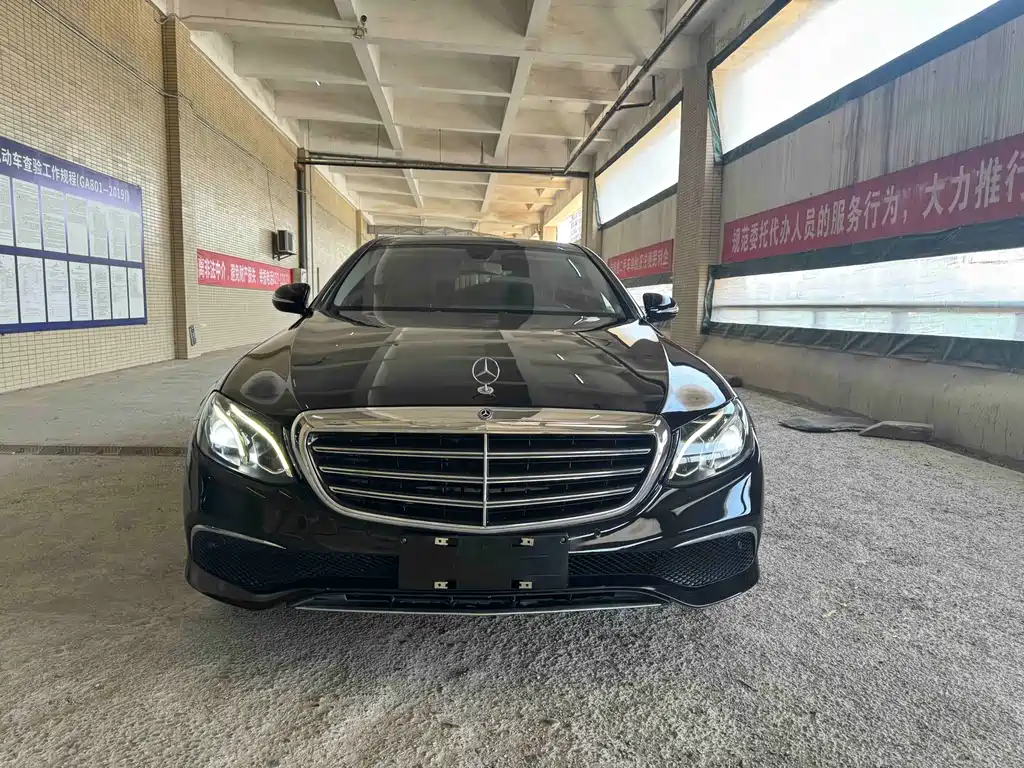 Mercedes-Benz E-Class 2018