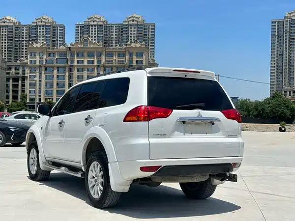 Mitsubishi Pajero Jinchang 2017