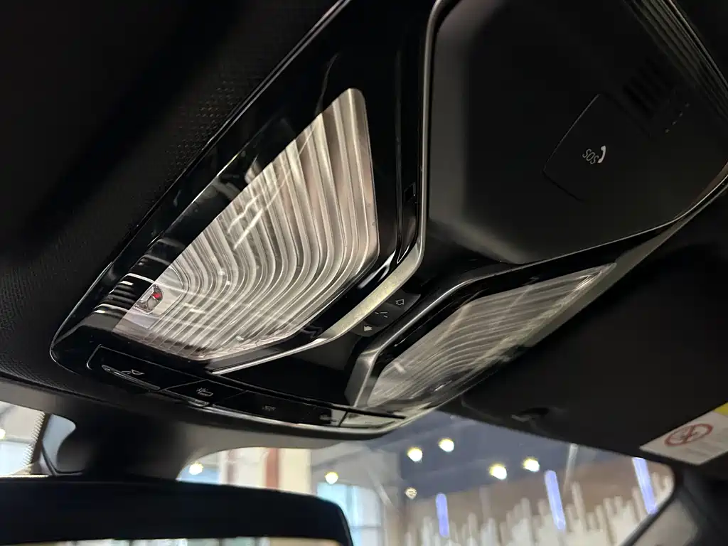 BMW 7 Series 2019 — фото 17