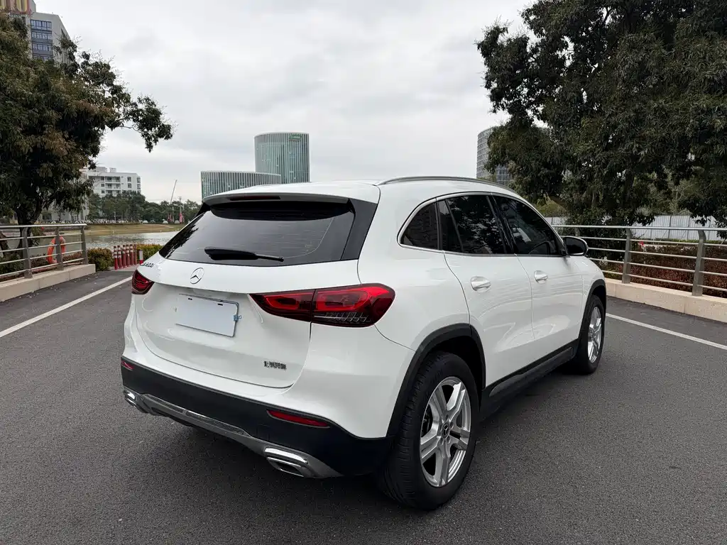Mercedes-Benz GLA 2022 — фото 9