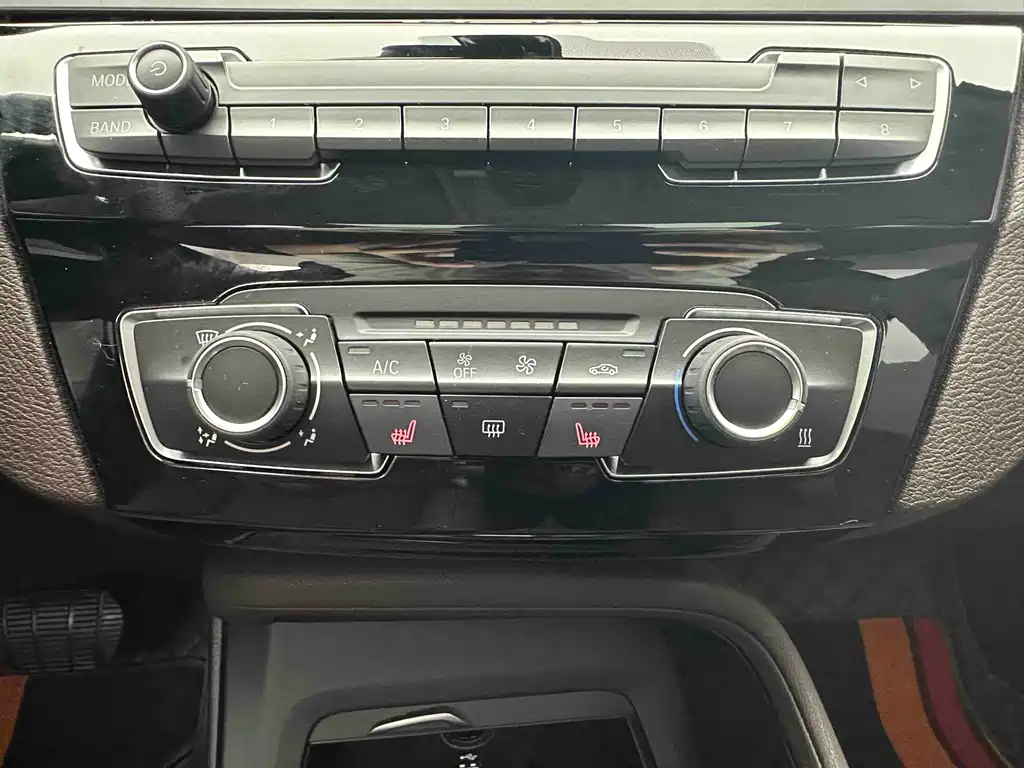 BMW X1 2022 — фото 15