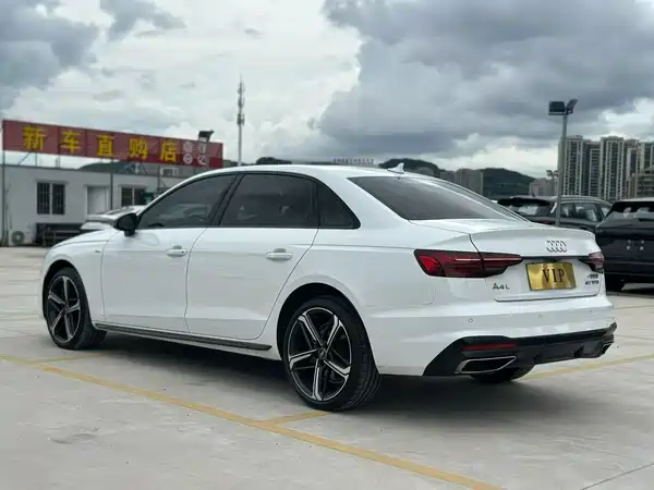 Audi A4L 2024