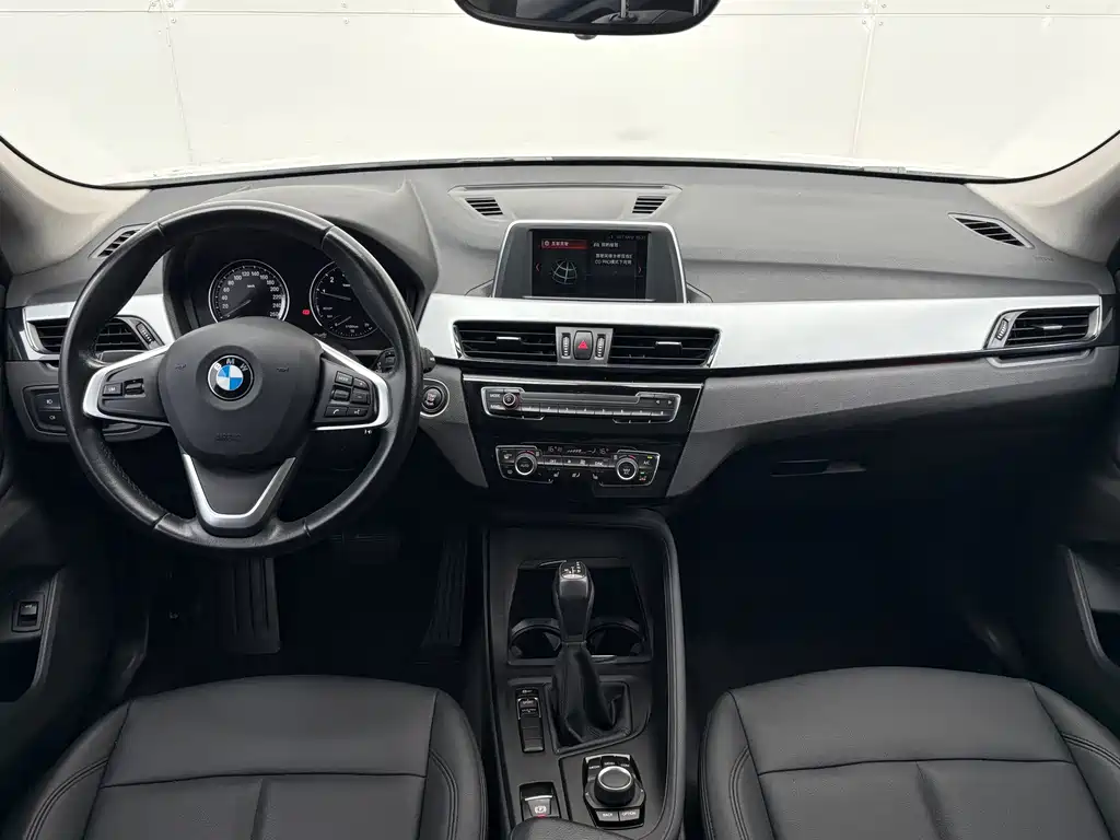 BMW X1 2019 — фото 16