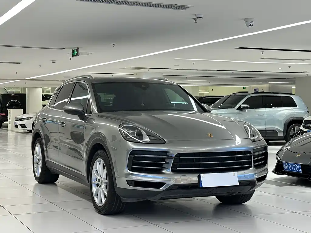 Porsche Cayenne 2019 — фото 3