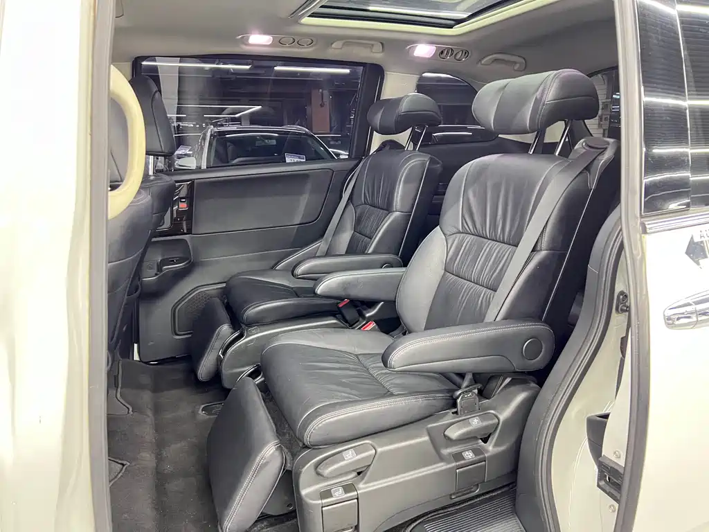 Honda Odyssey 2019 — фото 10