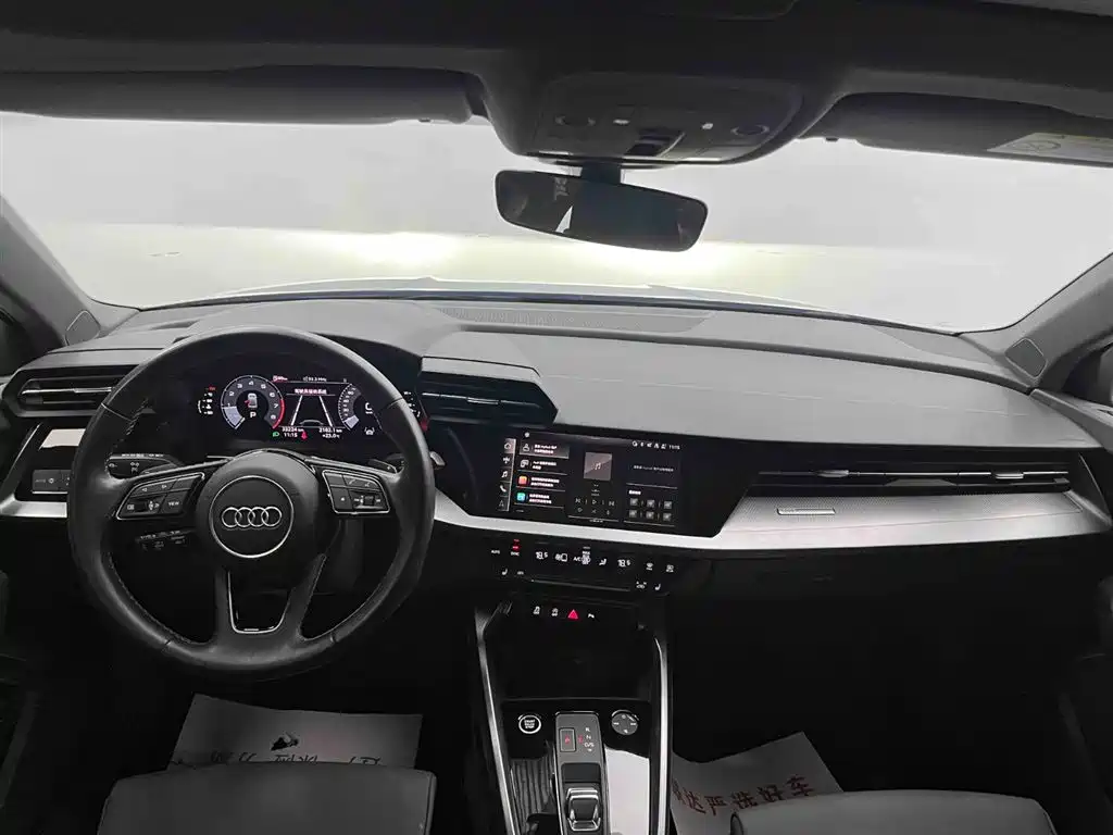 Audi A3 2023 — фото 2