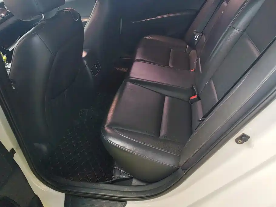 Hyundai Mistra 2015 — фото 11