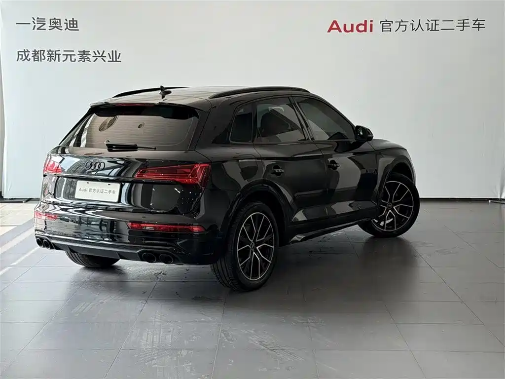 Audi SQ5 2023 — фото 4