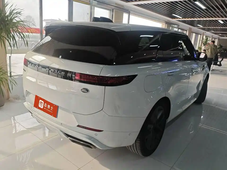 Land Rover Sport 2025 — фото 2