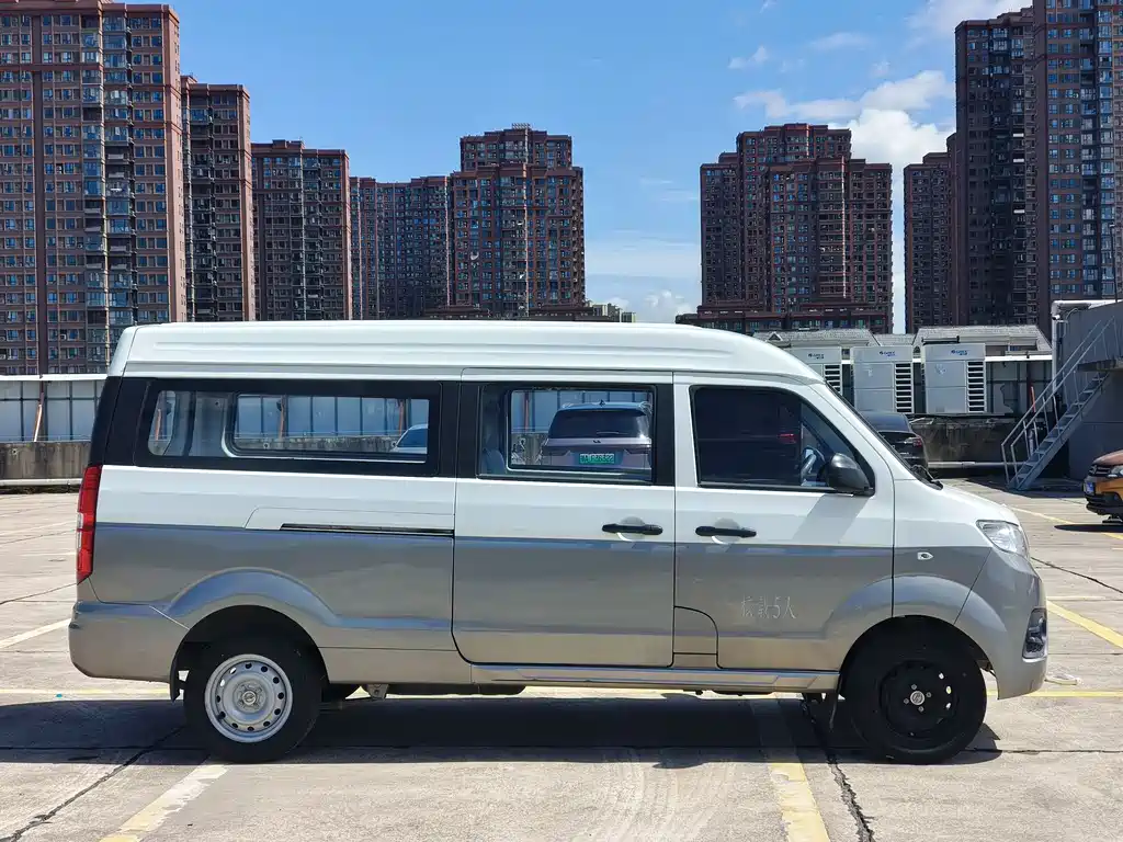 Jinbei Hiace X30L 2023