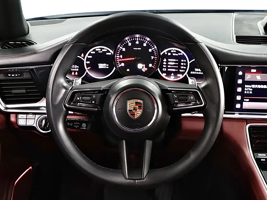 Porsche Panamera 2022 — фото 9