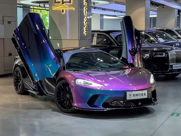 McLaren GT 2022