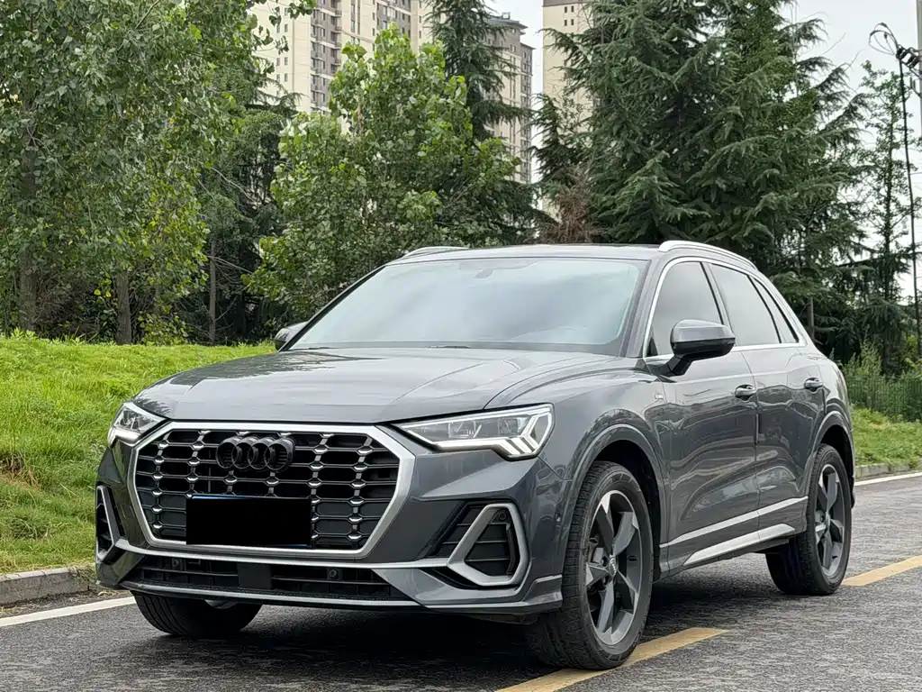 Audi Q3 2021