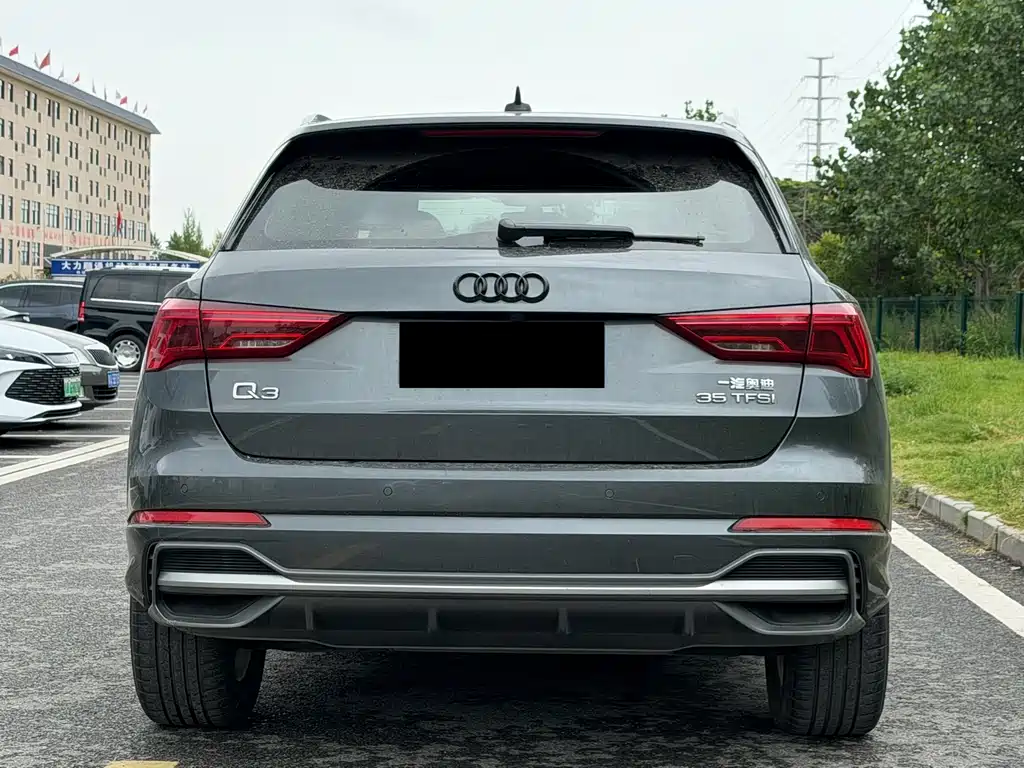 Audi Q3 2021
