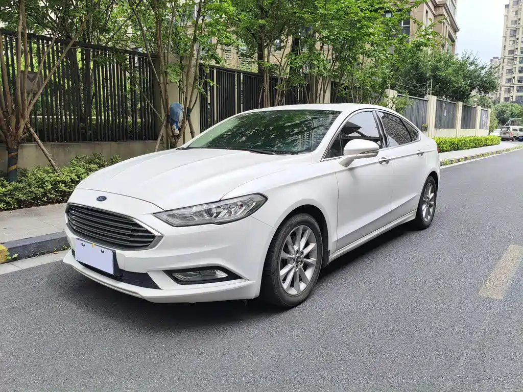 Ford Mondeo 2017 — фото 1