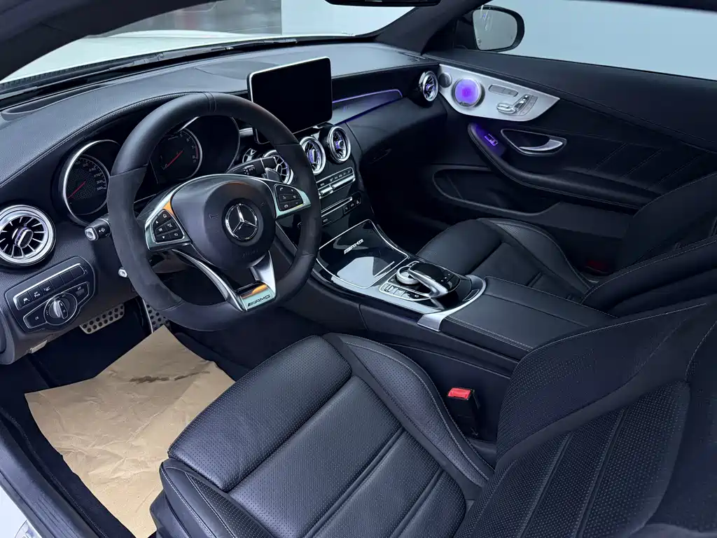 Mercedes-Benz C-Class AMG 2018 — фото 13