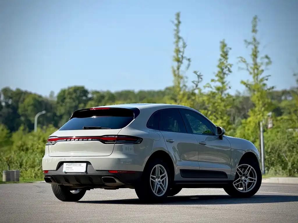 Porsche Macan 2019 — фото 6