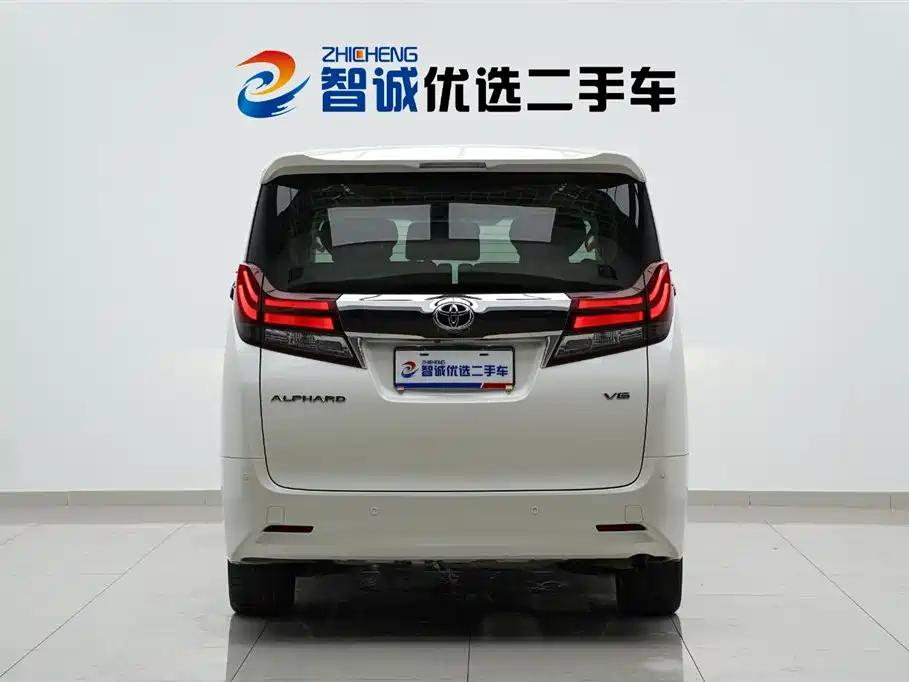 Toyota Alphard 2016 — фото 4