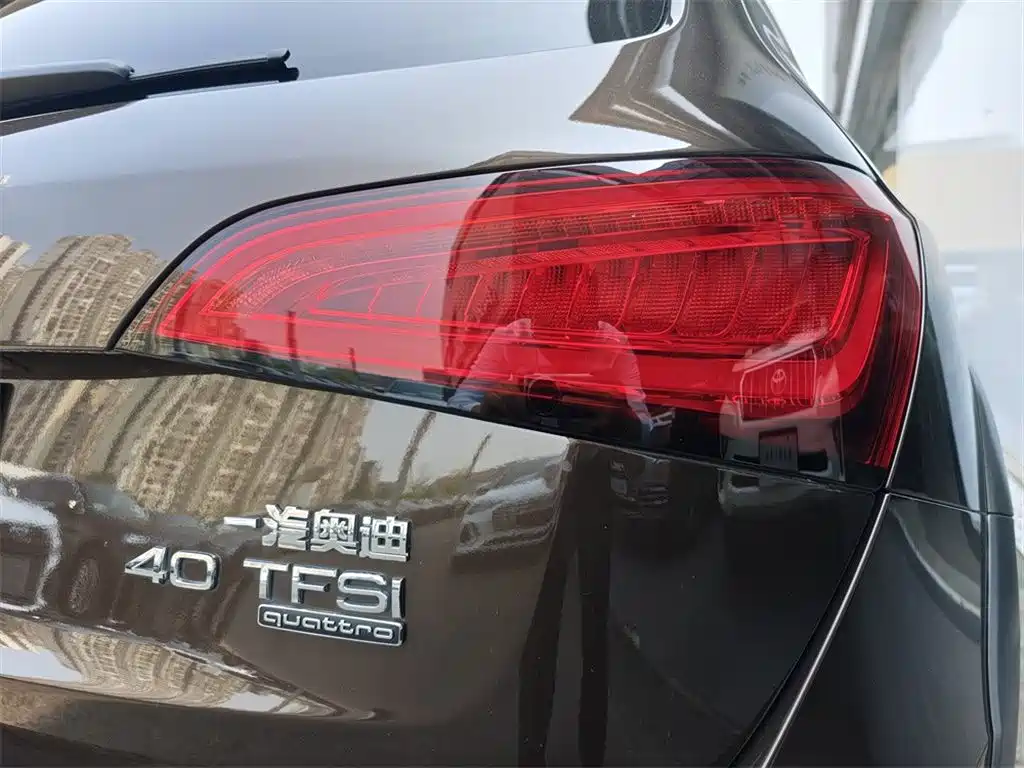 Audi Q5 2018 — фото 15