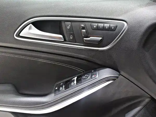 Mercedes-Benz GLA 2016