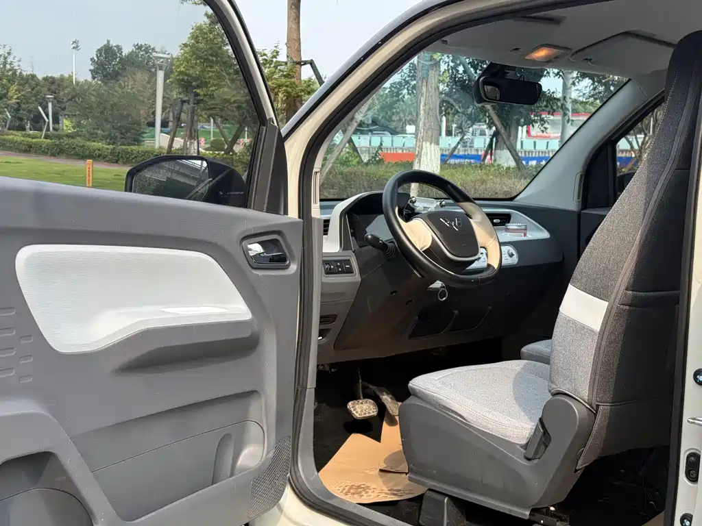 Wuling MINIEV 2022