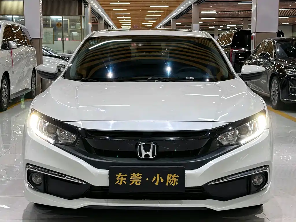 Honda Civic 2019 — фото 2