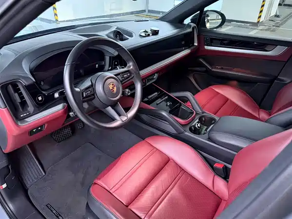 Porsche Cayenne 2024