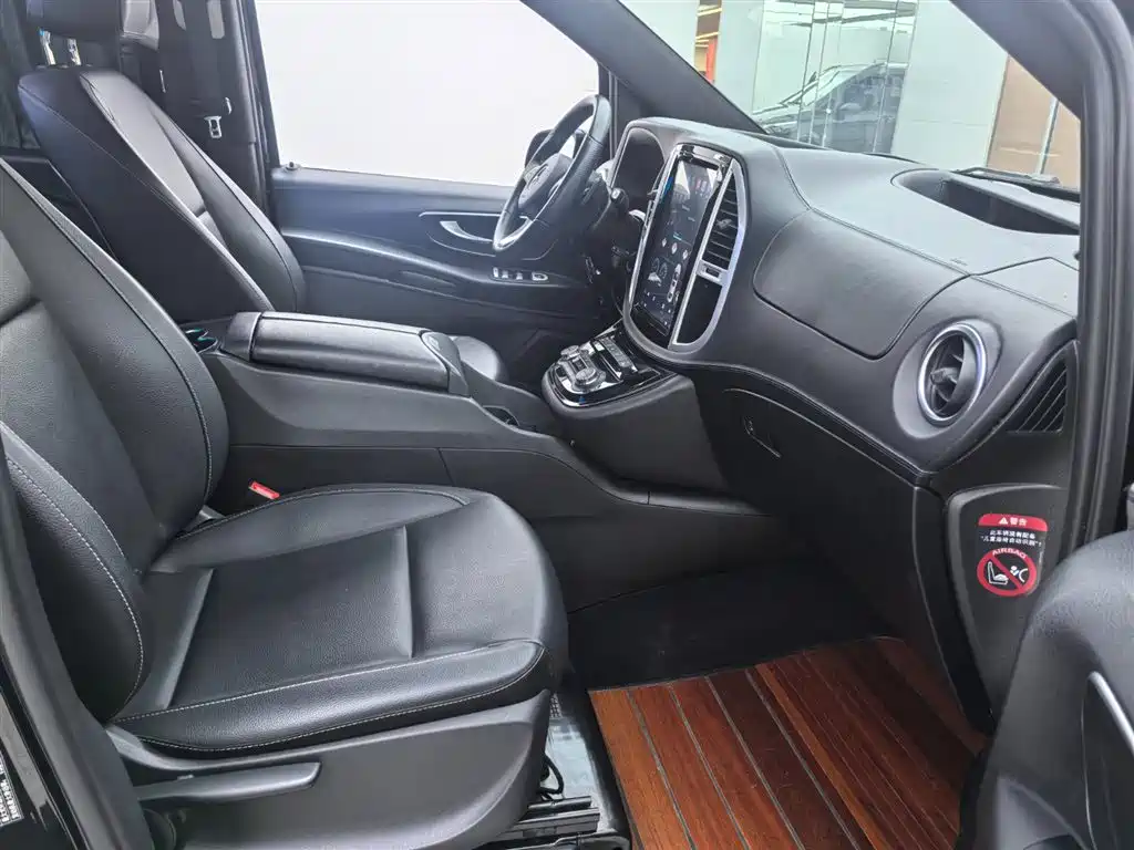 Mercedes-Benz Vito 2020 — фото 17