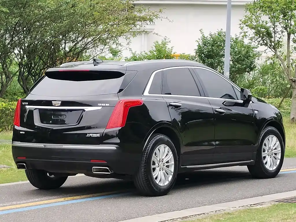 Cadillac XT5 2019 — фото 7