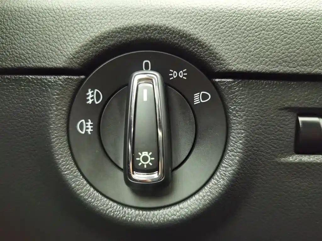 Skoda Octavia 2017 — фото 21