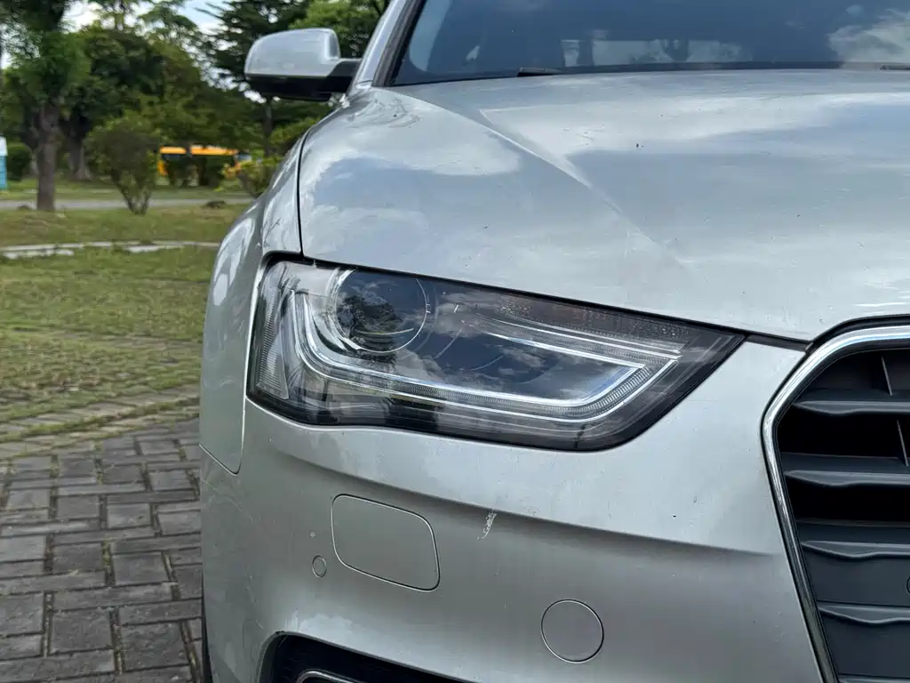 Audi A4L 2013