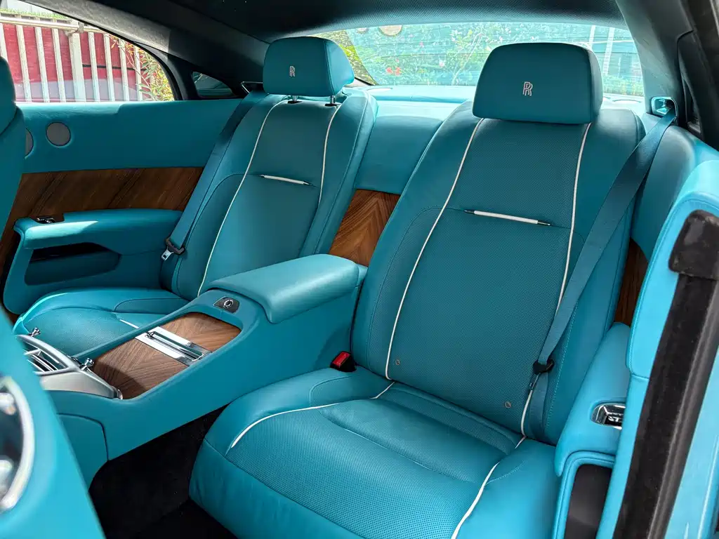 Rolls-Royce Phantom 2019 — фото 17